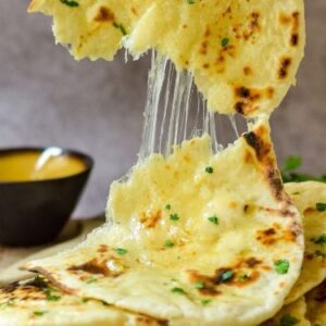 Cheese And Garlic Naan